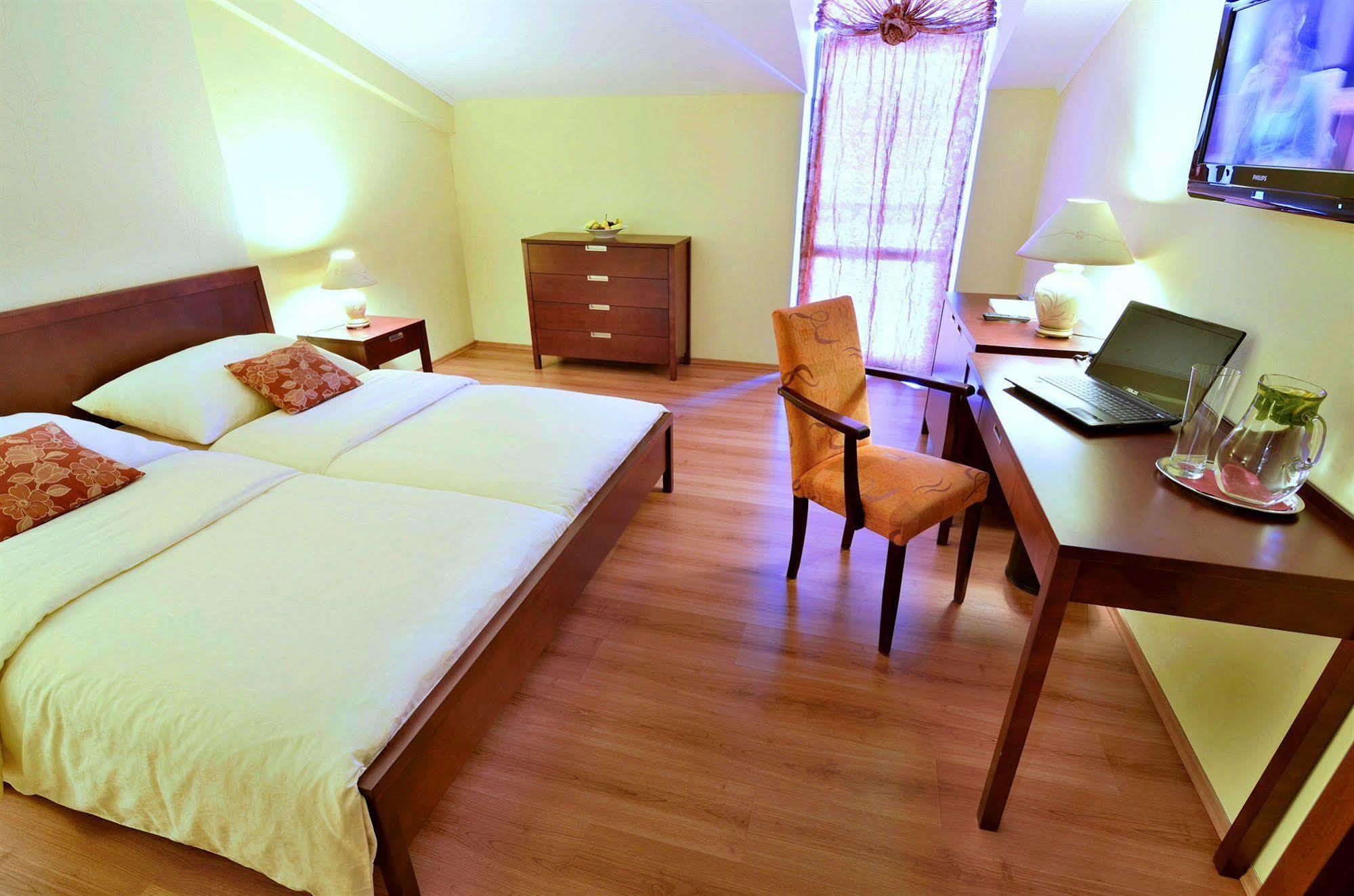 Eco Friendly Hotel Dália Košice Exterior foto